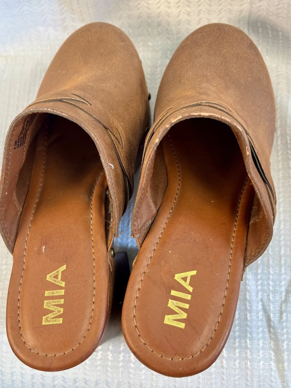 Mia Brown Leather Mules / Clogs size 8.5 - Picture 3 of 4